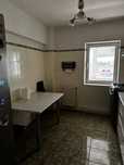 Vând apartament cu trei camere
