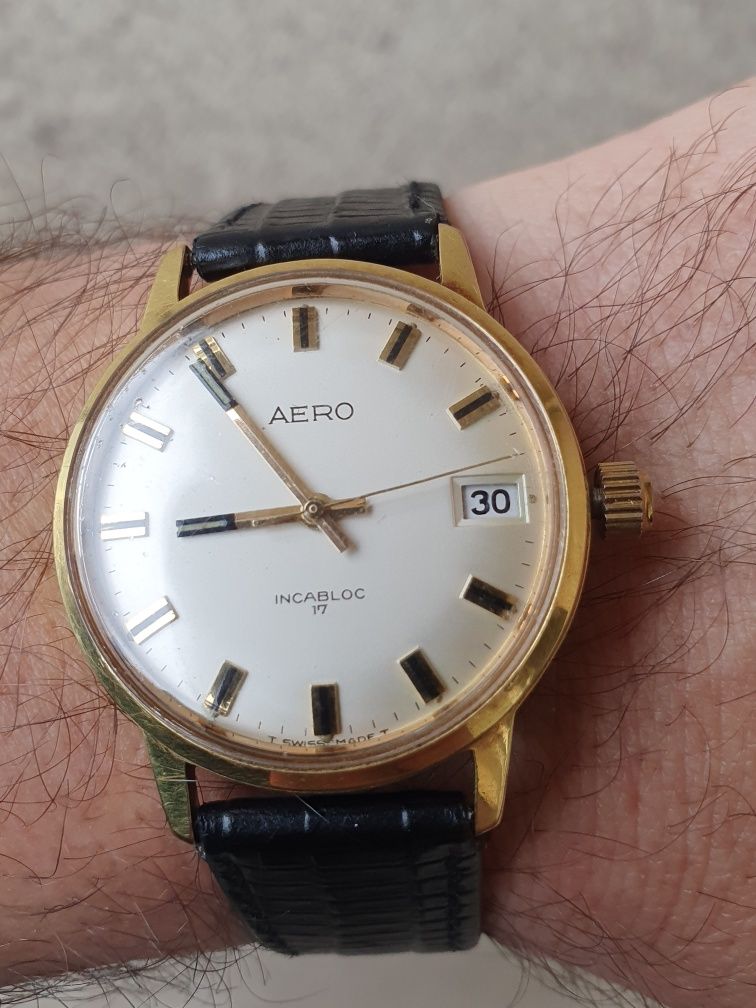 Механичен часовник AERO