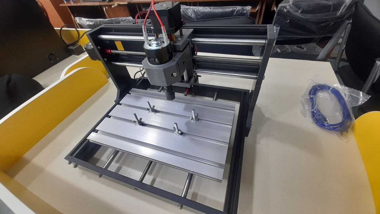 Лучше звоните в ARSROBOTIC  
ARSROBOTIC'га қўнғироқ қилган маъқул