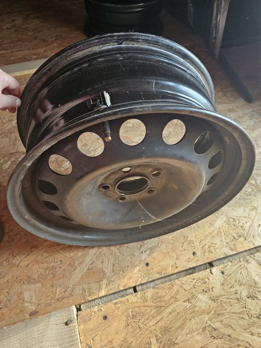 Jante Ford Focus III, pe 16 inchi cu senzori de presiune