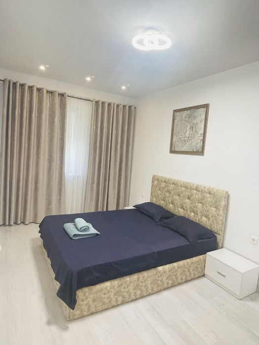 Închiriez apartament regim hotelier