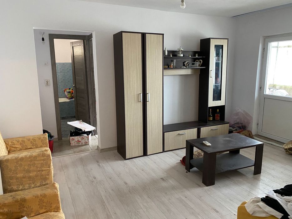 De vanzare Apartament 2 camere zona Pietei (depozit Tuta si Sandel)