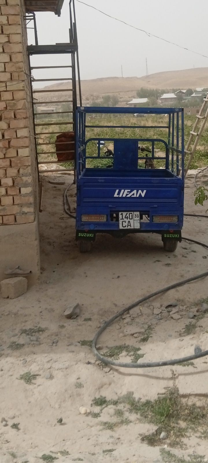 Lifan motoskl Suruchni sotiladi