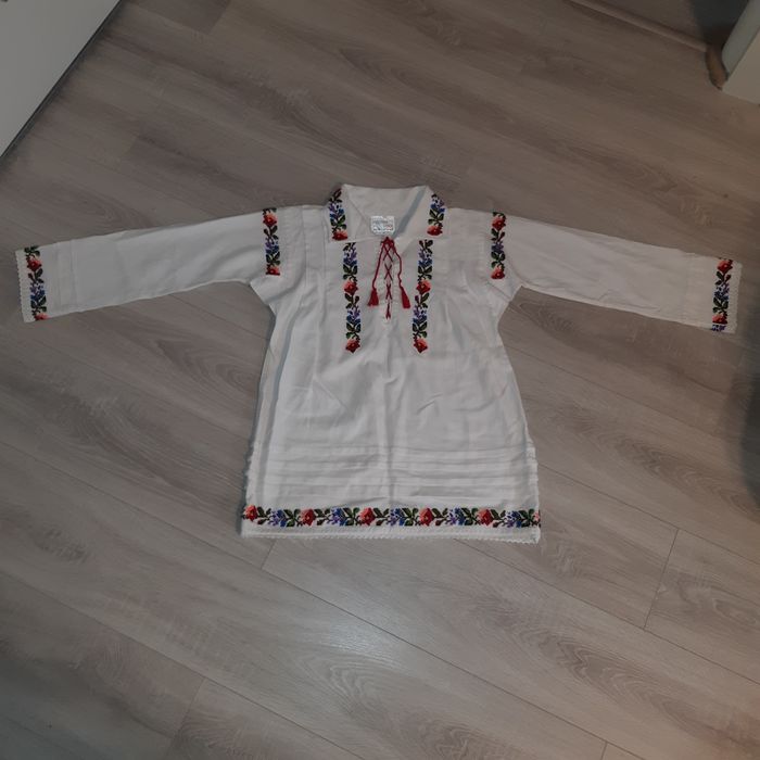 Vand camasa populara traditionala pt copii