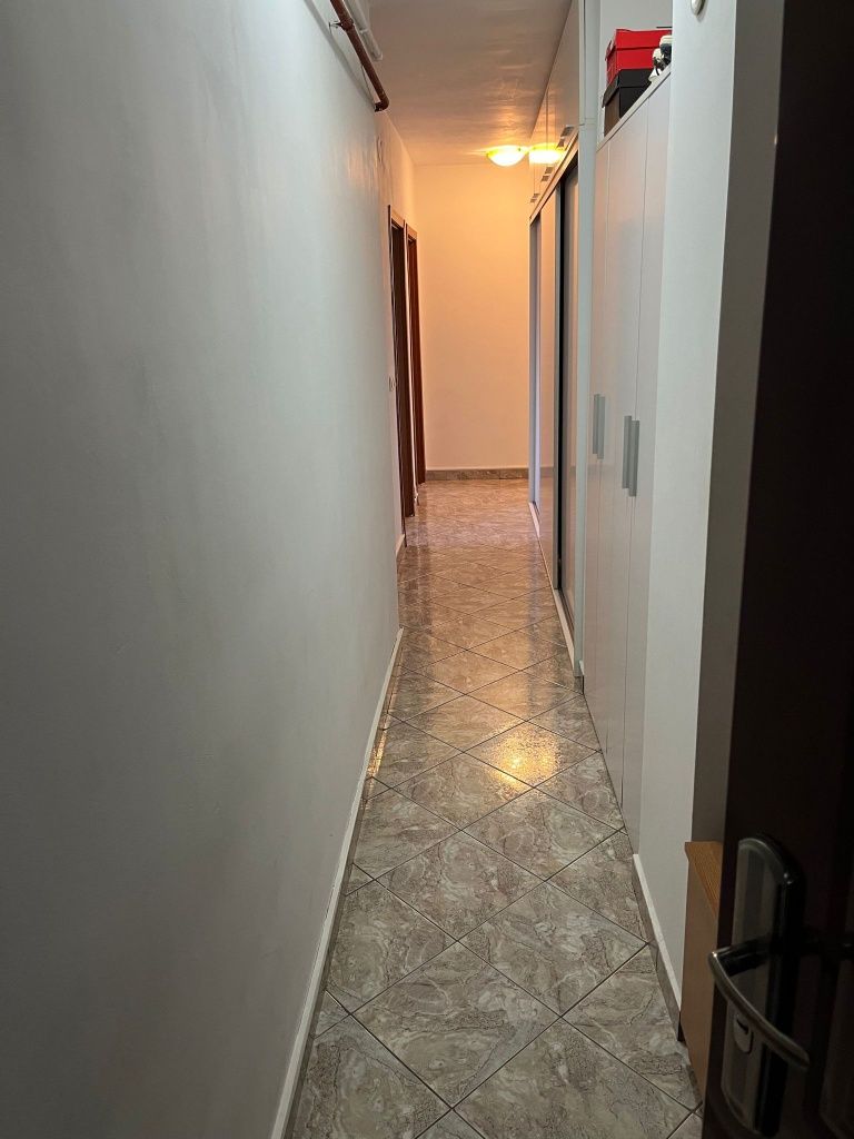 Vând apartament micro 20