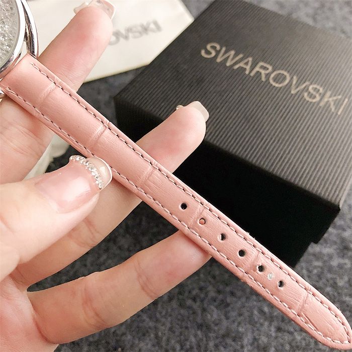 Дамски ръчен часовник Swarovski с кожена верижка