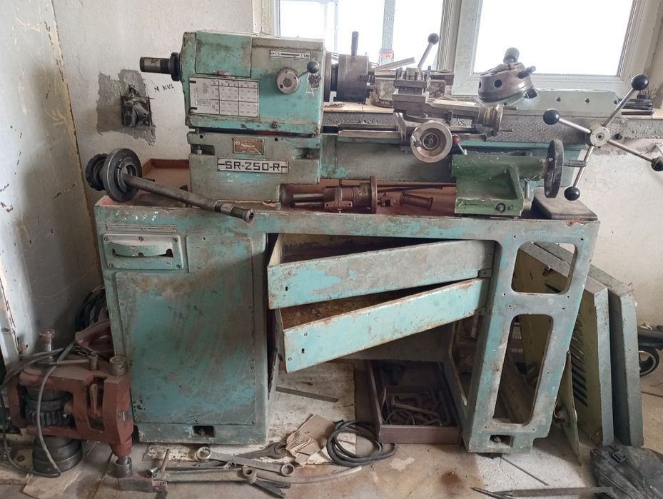 Suport cuțit ,distribuitor sn320,strung SR 250