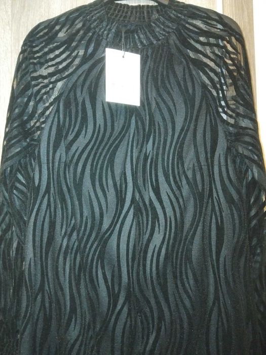 Шест рокли на страхотна цена