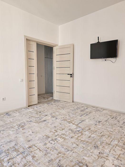 Qulay sharoitga ega bo’lgan xonadon sotiladi.Barcha mebel texnikasi bn