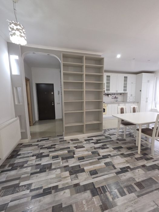 Apartament 3 camere,74mp,str.Subcetate(zona Parcul Poligon),Floresti,