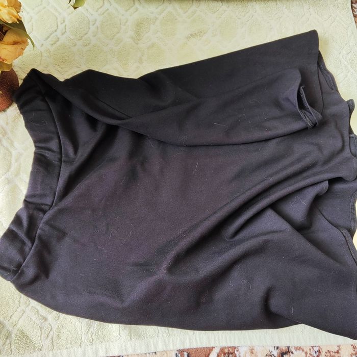 теплая черная юбка