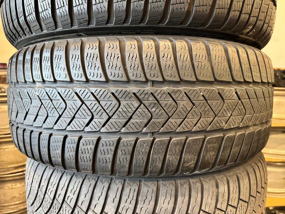 2 Anvelope Iarna 225 55 18 Pirelli Sottozero 3 2020 6.5mm