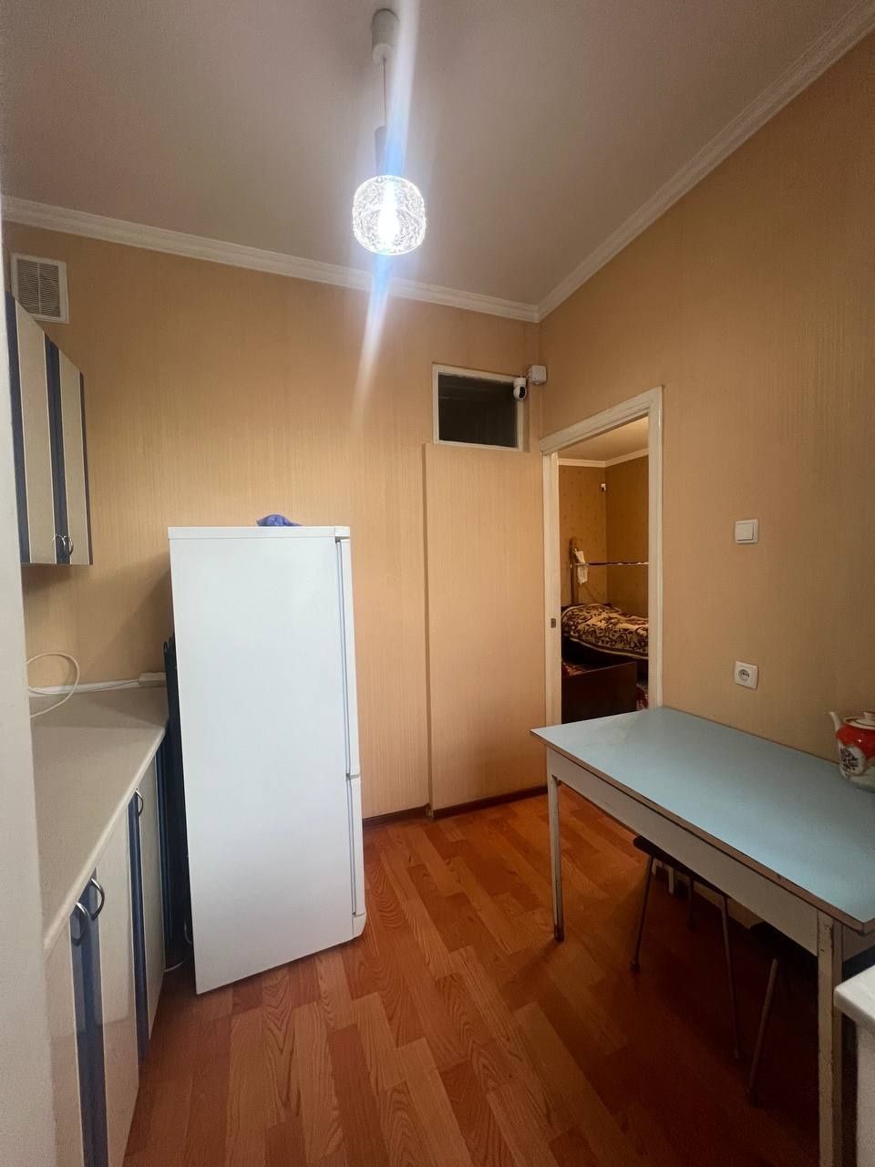 Yunusabad 11 kvartal 2 xona 2 etaj (54²) sotiladi ipoteka ga xam