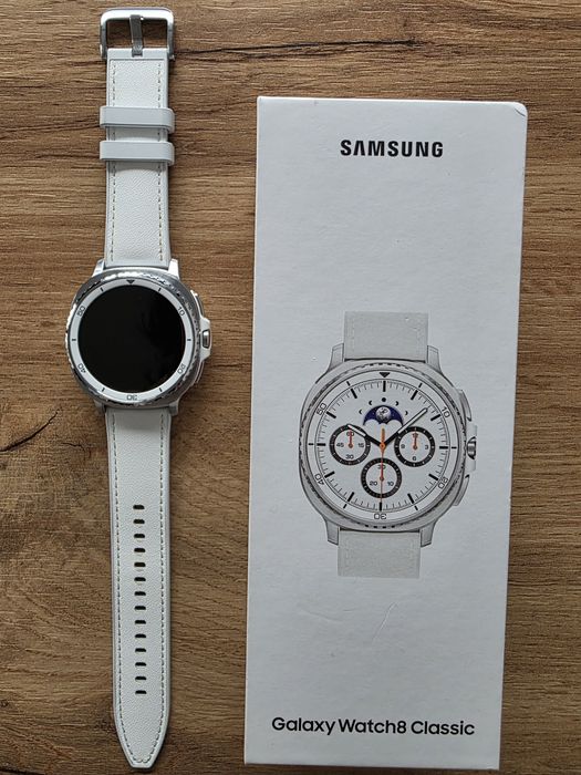 Смарт часовник SAMSUNG Watch8 Classic White 46mm