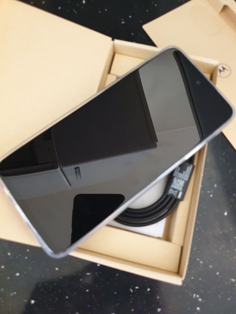 Motorola G35 5G Нов