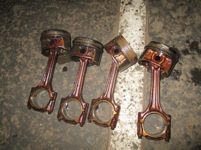 Piston biela Golf 4 Bora Seat Skoda A3 motor 1,6 benzina AKL BFQ