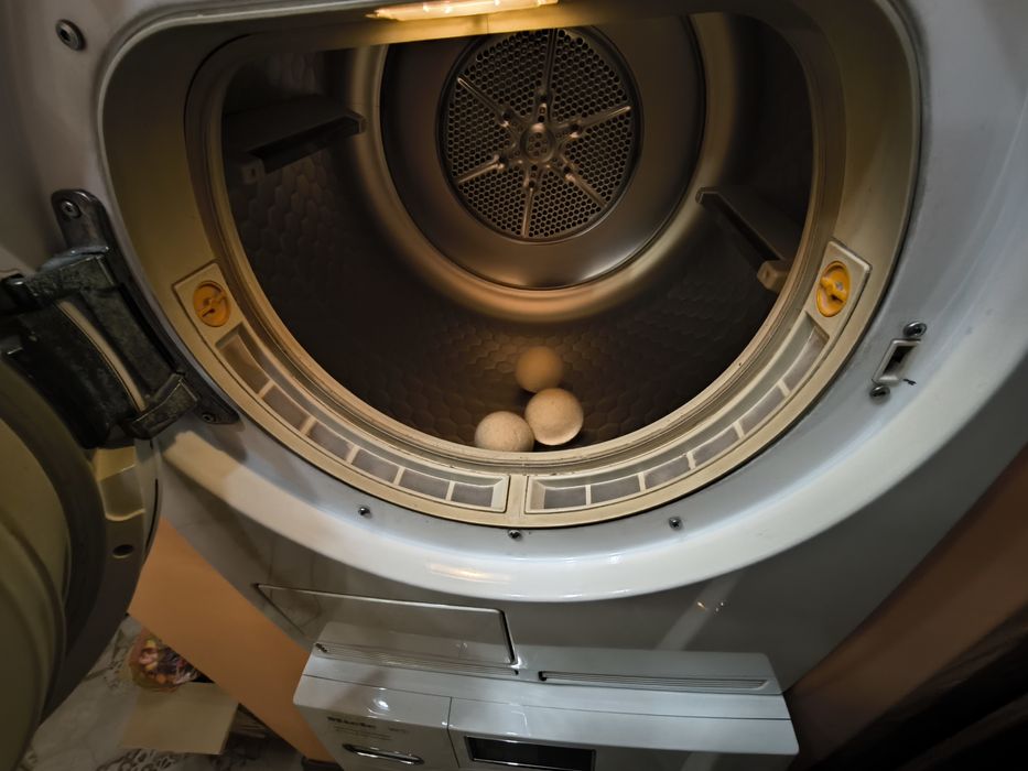 Сушилня Miele 7744 C