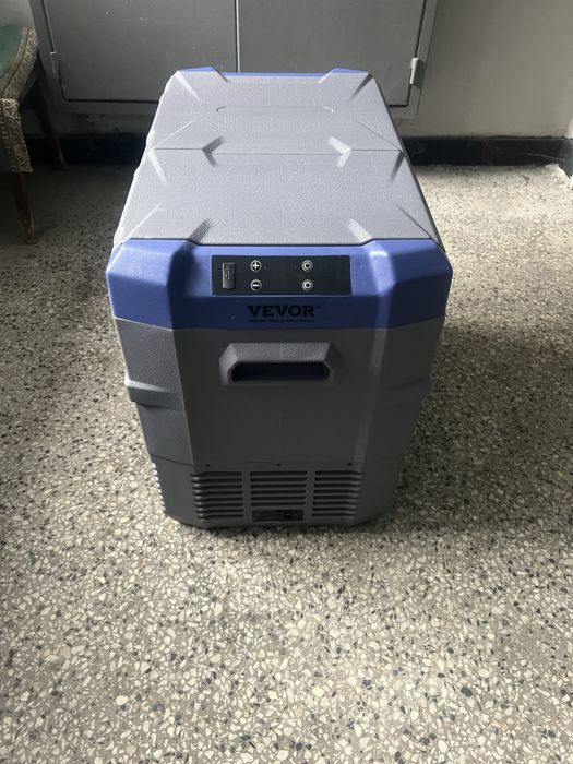 Хладилник/фризер с компресор на 12v