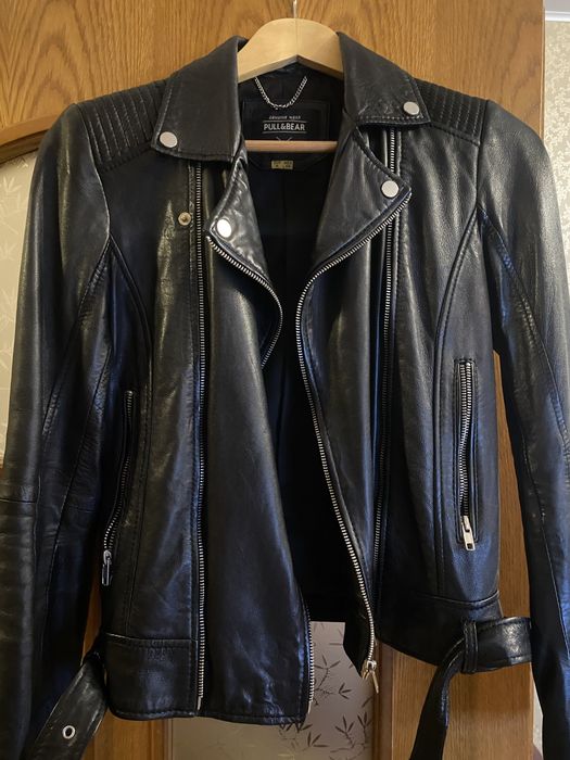 Geaca de 100% piele Pull and Bear M femei