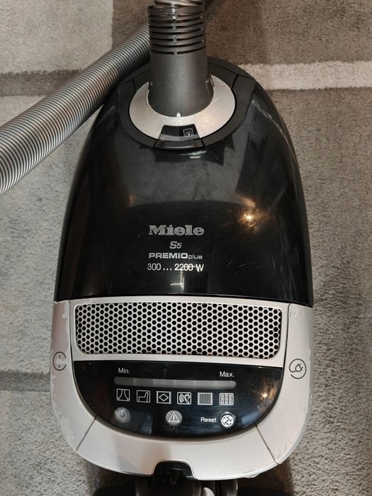Aspirator Miele S5