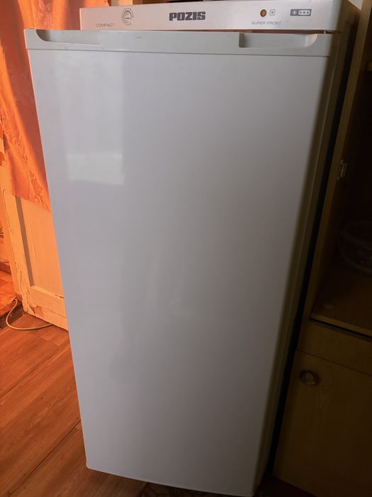 Продам морозильную камеру