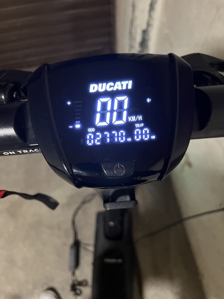 Ducati pro 3 Electric scooter