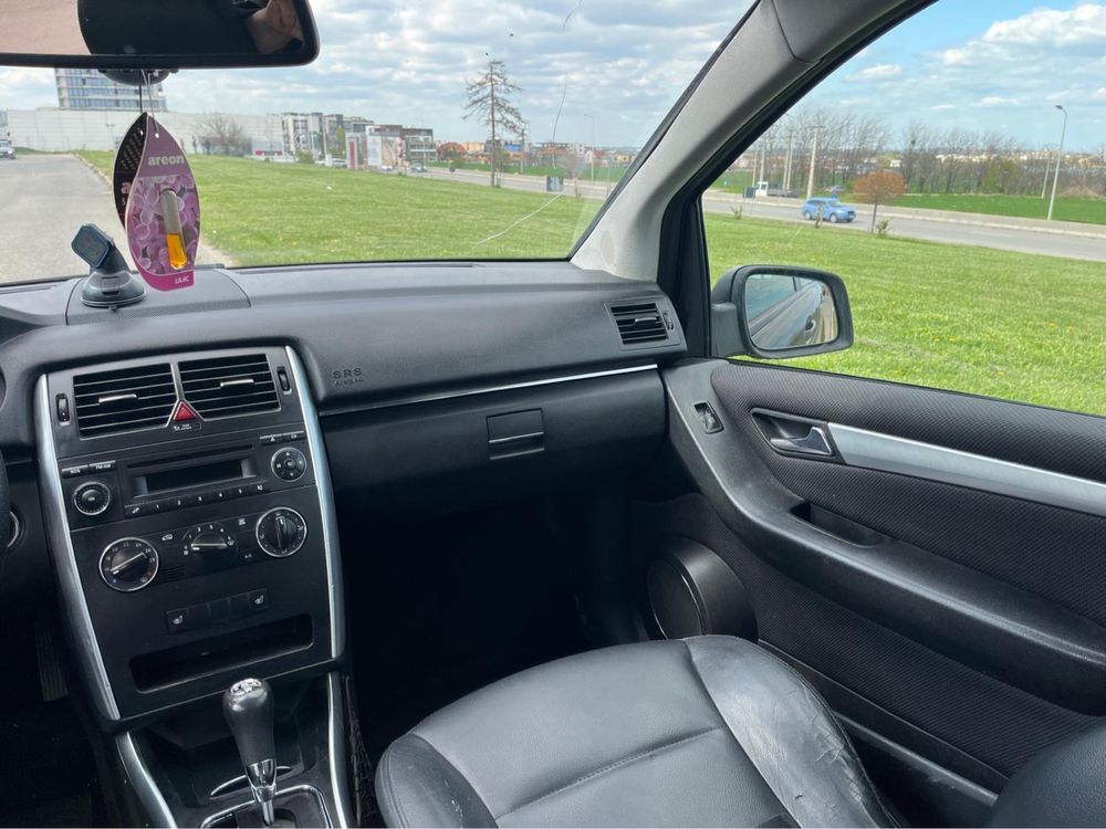 Mercedes B class