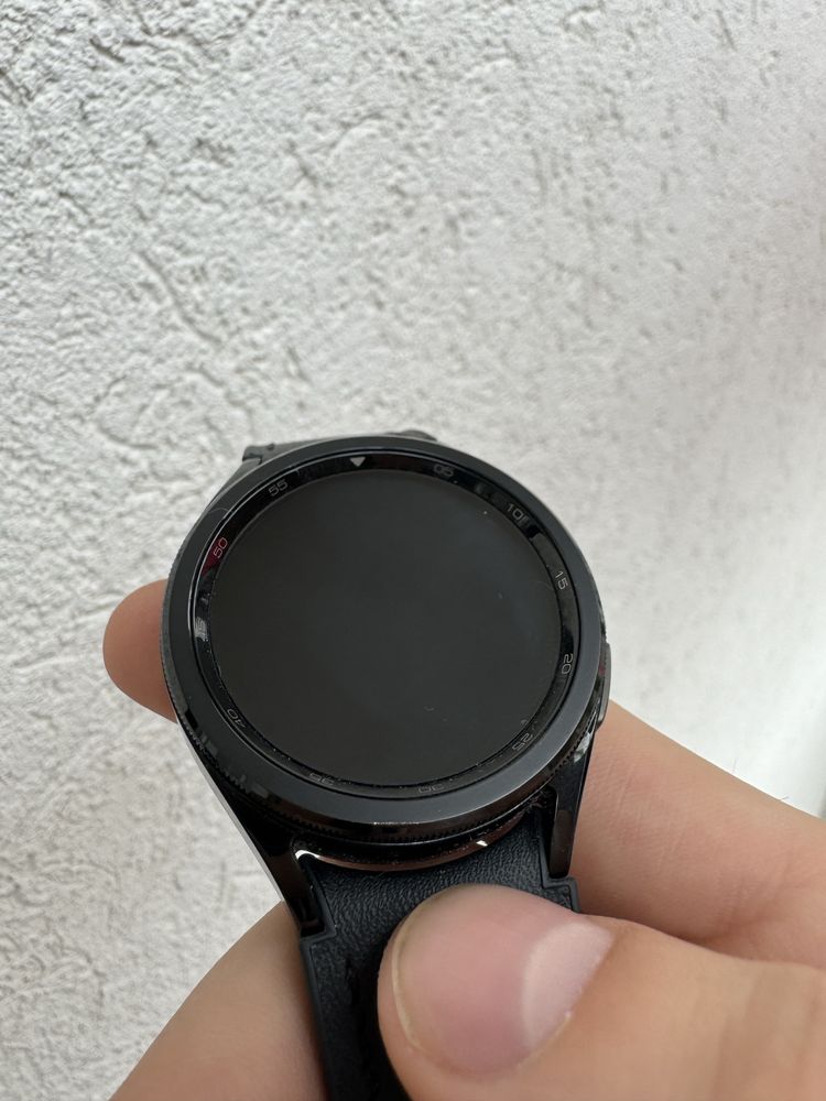 Samsung Galaxy Watch 6 Classic - 43mm BT