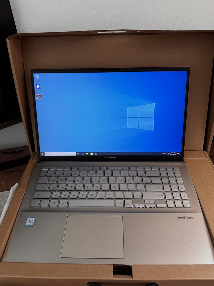 Asus VivoBook S15 i5-Gen8 8Gb Ram ssd 512Gb