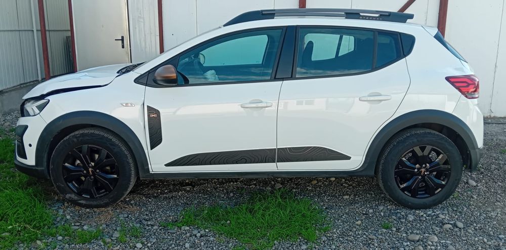 Dacia Sandero Stepway Avariat fab 2023 Stepway EXtreme +  25000km GPL