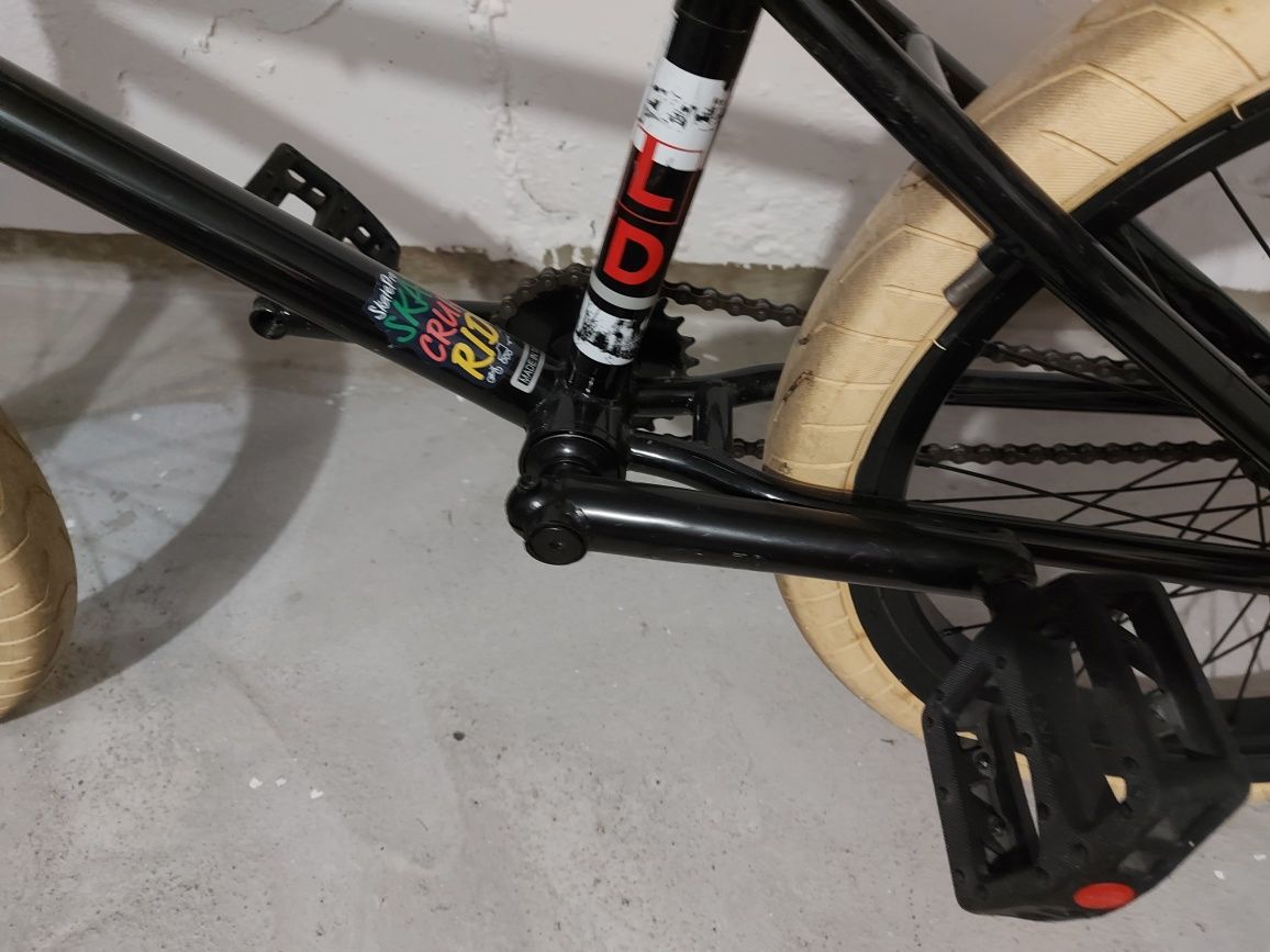 Bicicleta HARO PT. Scheme culoare negru lucios 20.5