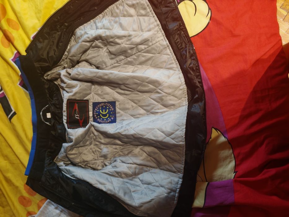 Мото яке RS Pro размер подходящ за деца от 8-9