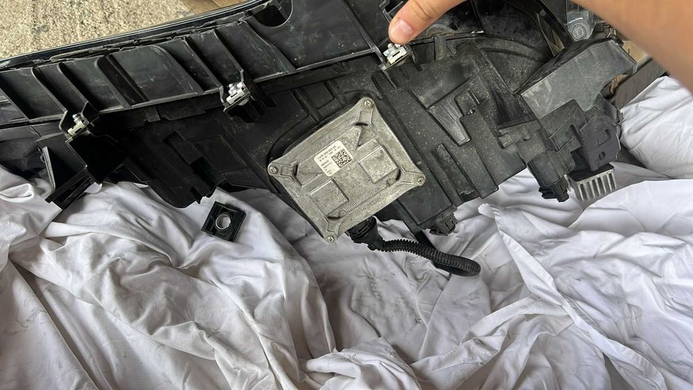 Far stanga dreapta Alfa Romeo Stelviosi alte piese