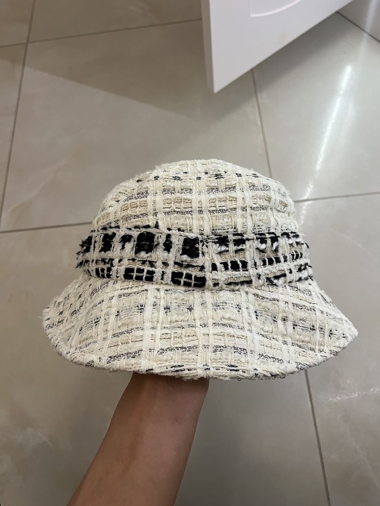 Нова дамска шапка Chanel