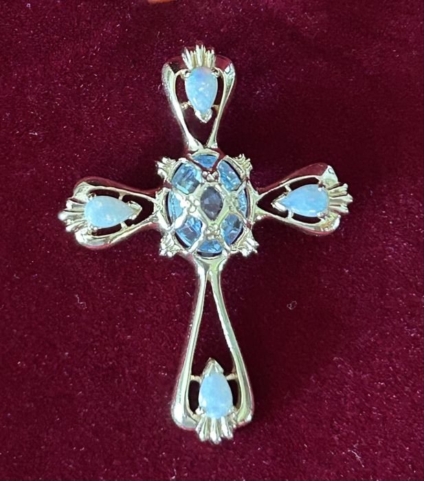 Cruciuliță designer, obiect de colecție, aur 14K