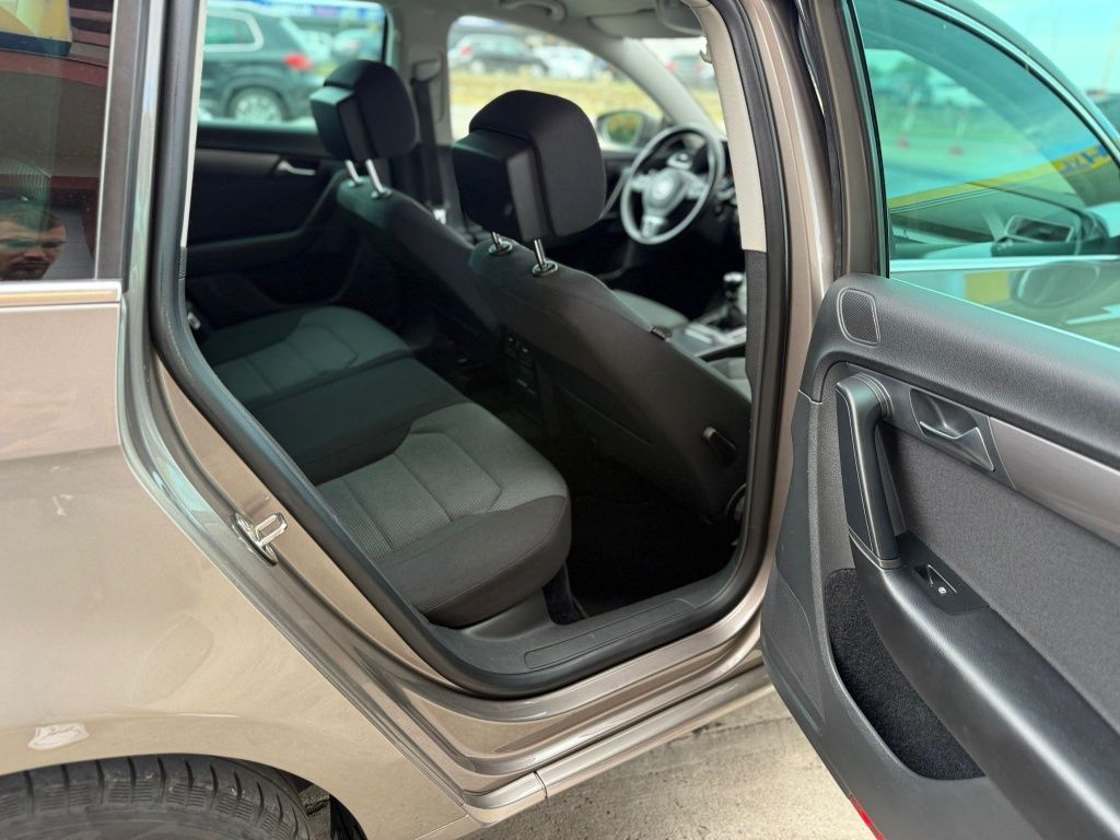 VW Passat 2.0TDI Break, pachet chrom