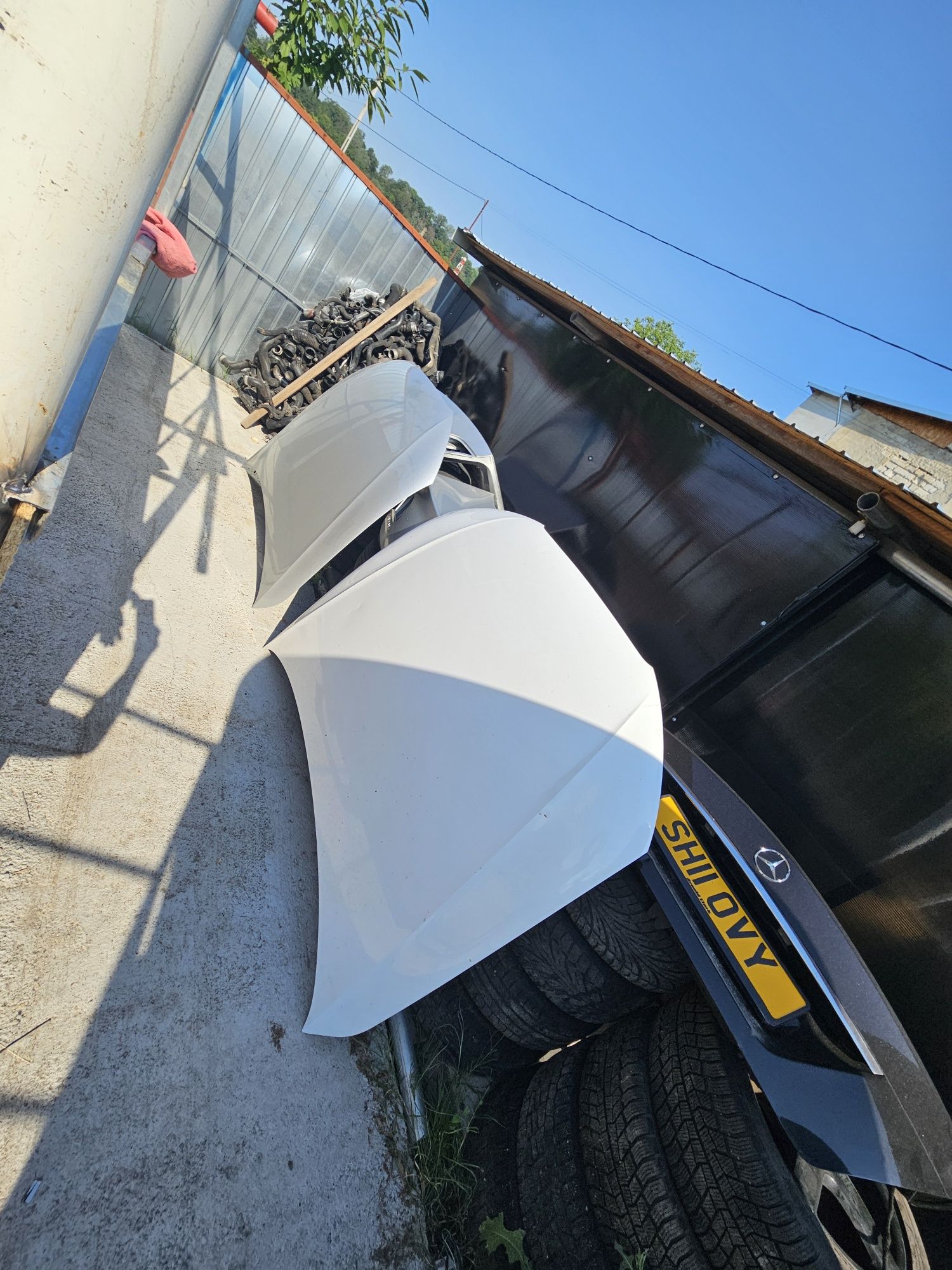 Aripa audi a4 b8,5 argintiu si alb