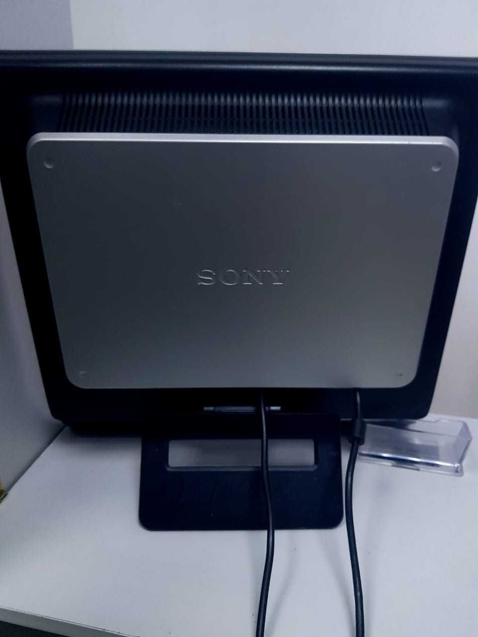 Монитор Sony SDM-HS75P