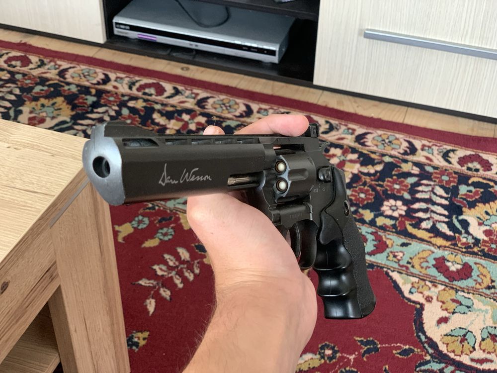 Revolver Airsoft Dan Wesson 6" + Toc Inclus