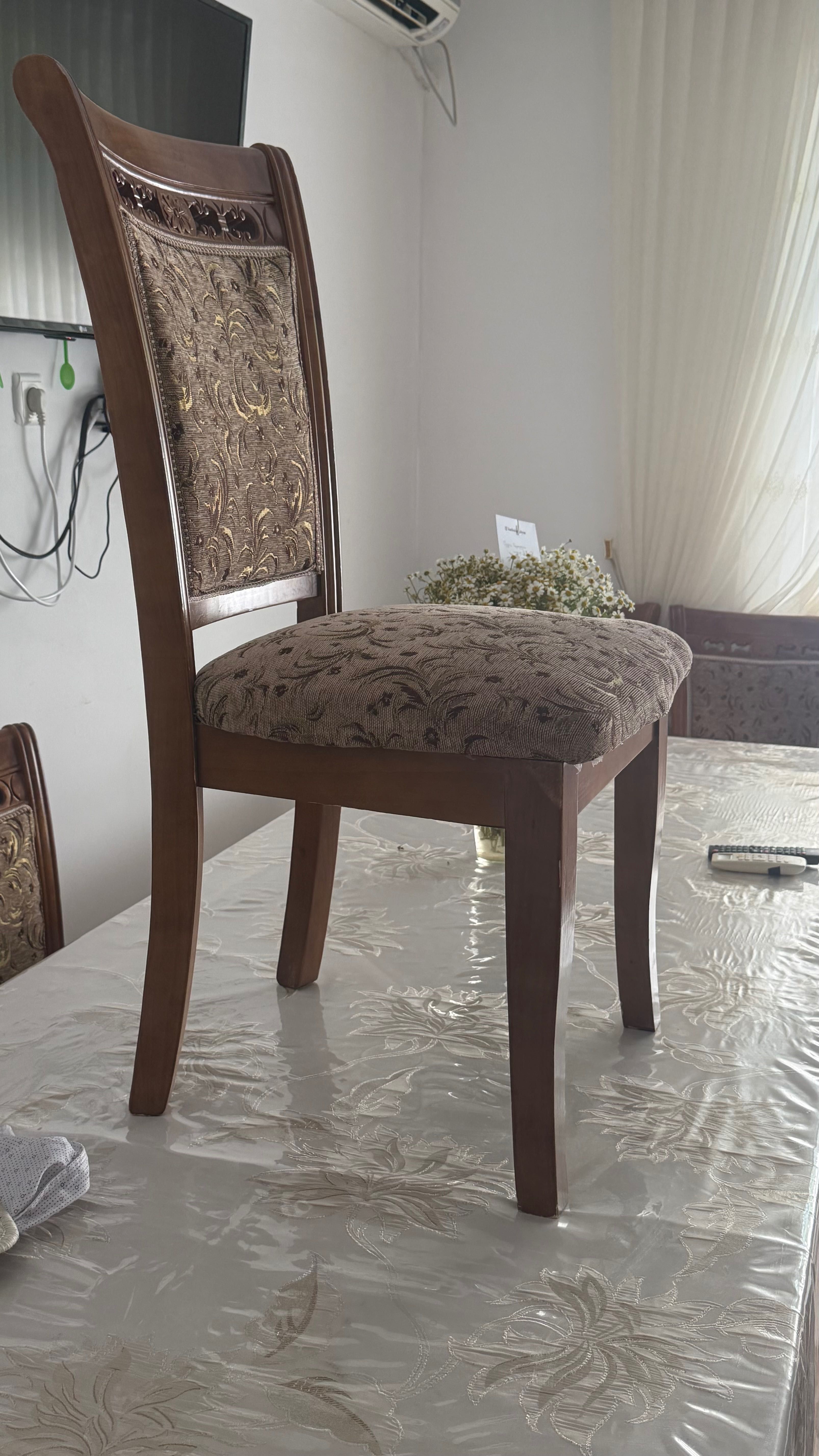 Продам стулья в отличном состоянии