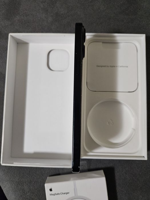 iPhone 15 Plus Black 128GB 88% Battery Health Отлично състояние