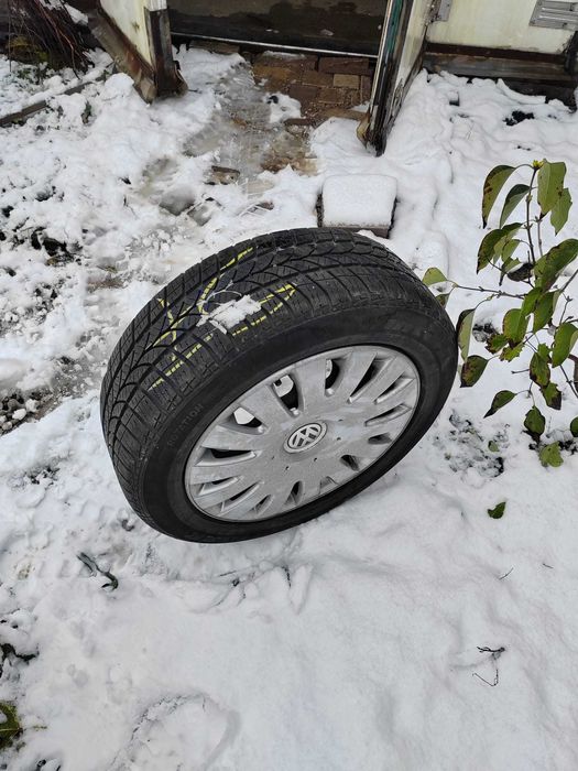 Jante Volkswagen Jetta cu anvelope