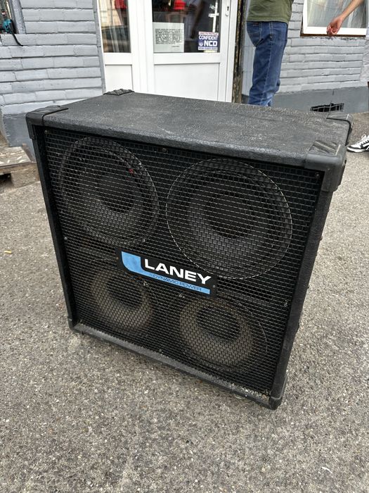Boxa Bass Laney 200W
