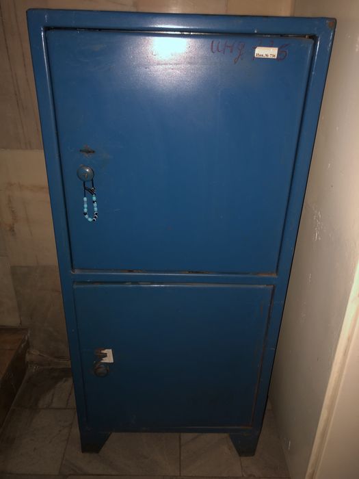 Продаю сейфы б/у.