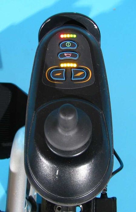 Carucior electric handicap/ invalizi B+B Eltego