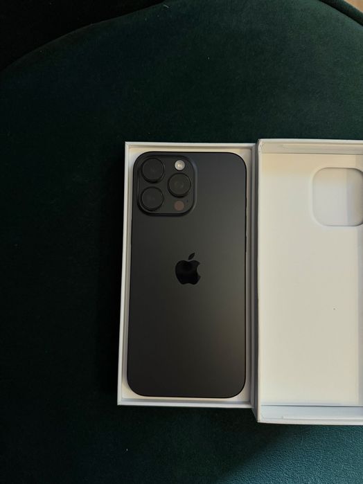 iPhone 16 pro max 256 GB