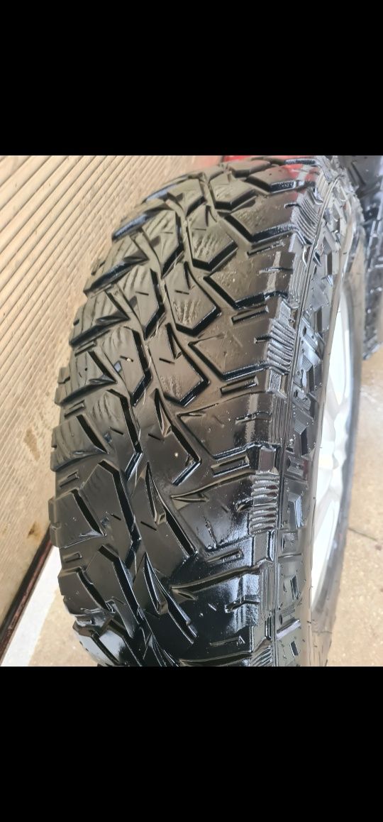 Jante cu cauciuc offrod,jante duster ,225/75/R 16,MAXXIS BIGHORN