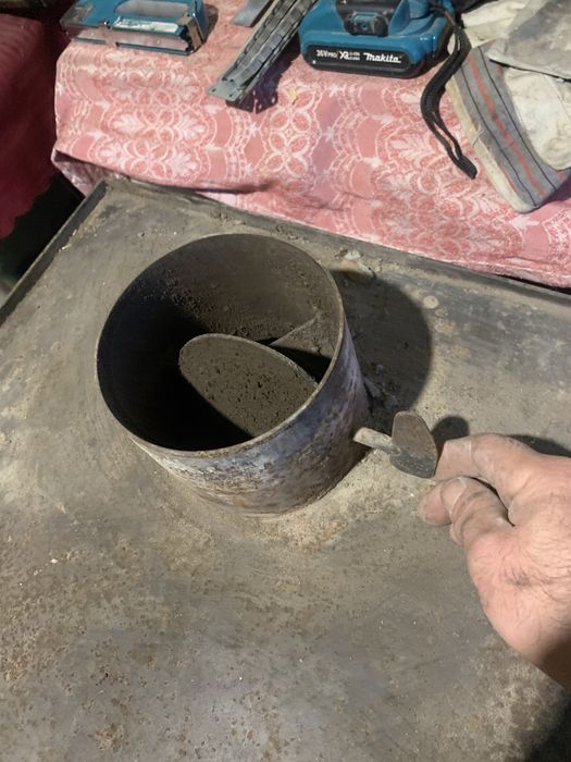 камина прити на твърдо гориво