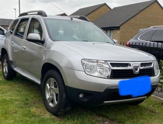 Dezmembrez /Piese  /Dacia Duster /1,2 benzină /1,5 diesel/E 5 /E6