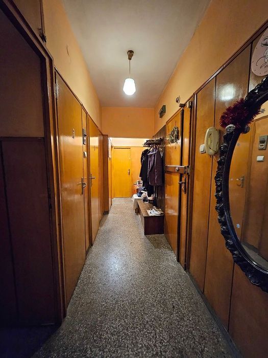 Продава се Тристаен апартамент в София, Дружба 1 - 70 кв.м за 2072 €/кв.м - Снимка #3